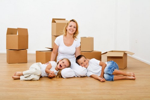 Apartment moving support in Wembley with careful access planning